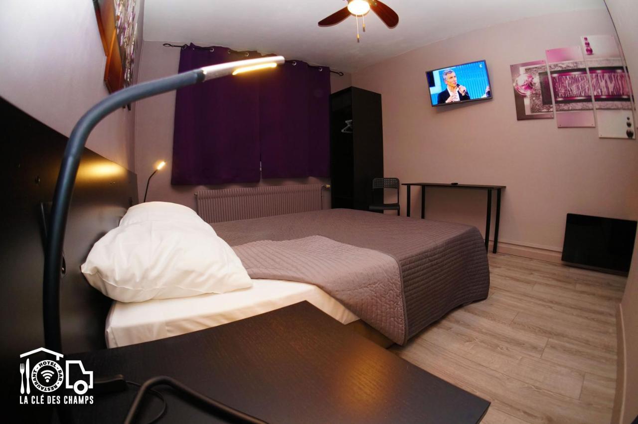 Hotel La Clé des Champs Champigny  Esterno foto